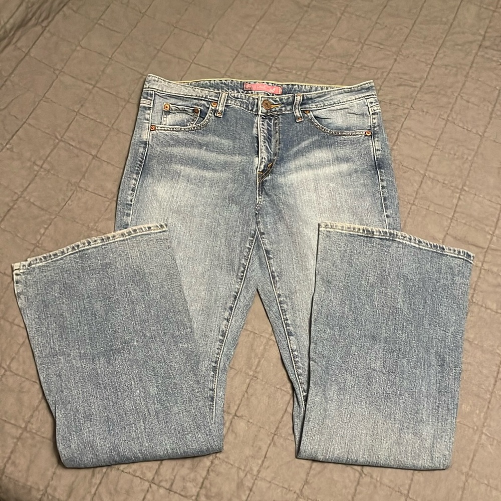 Levi jeans 519
